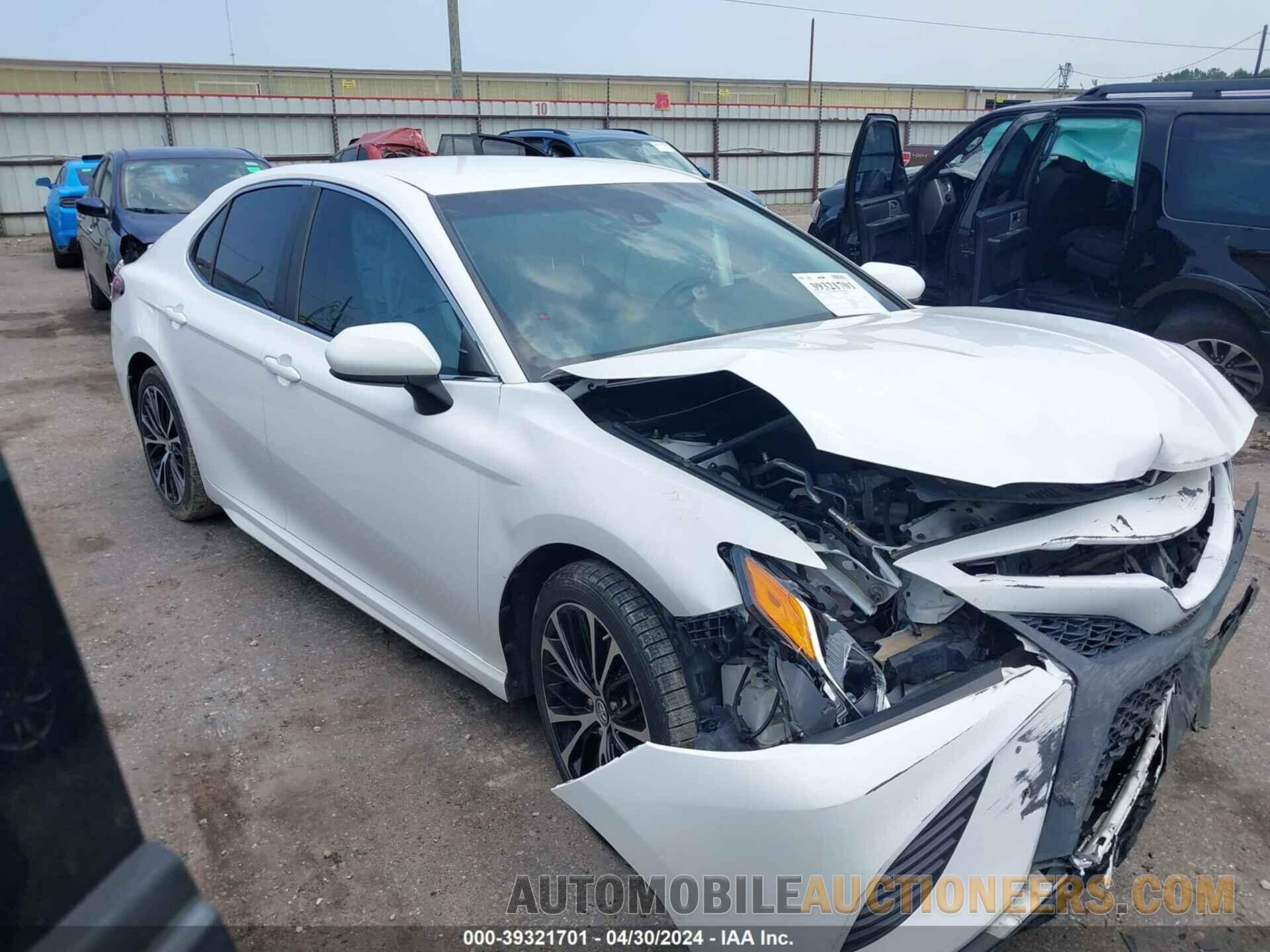 4T1B11HK5JU016783 TOYOTA CAMRY 2018