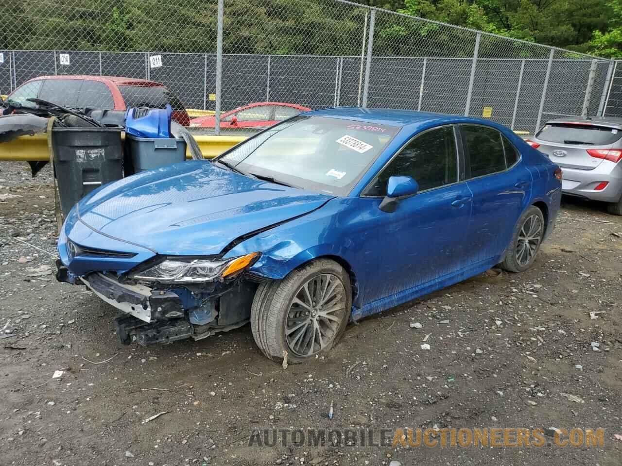 4T1B11HK5JU020669 TOYOTA CAMRY 2018