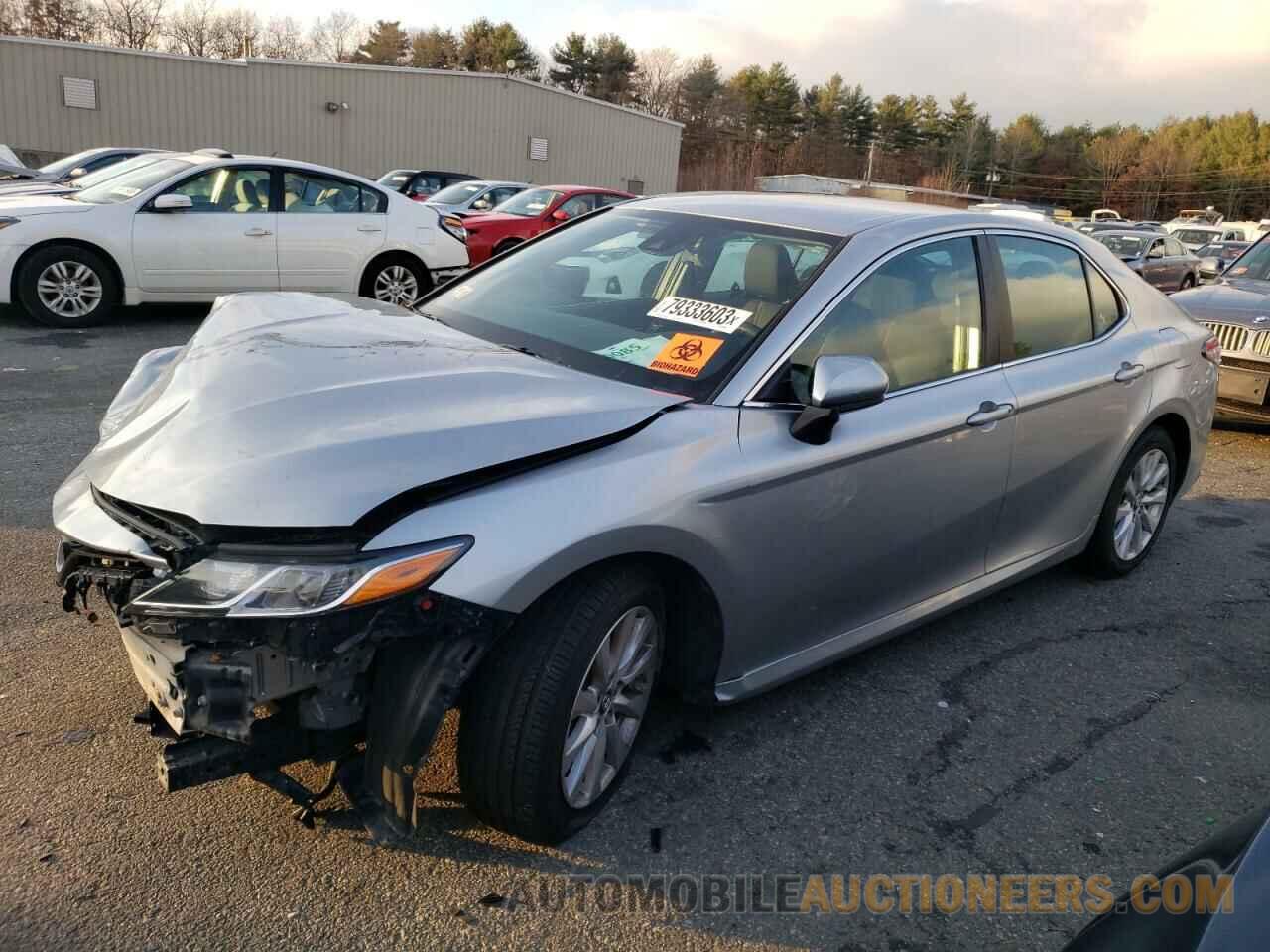 4T1B11HK5JU021689 TOYOTA CAMRY 2018