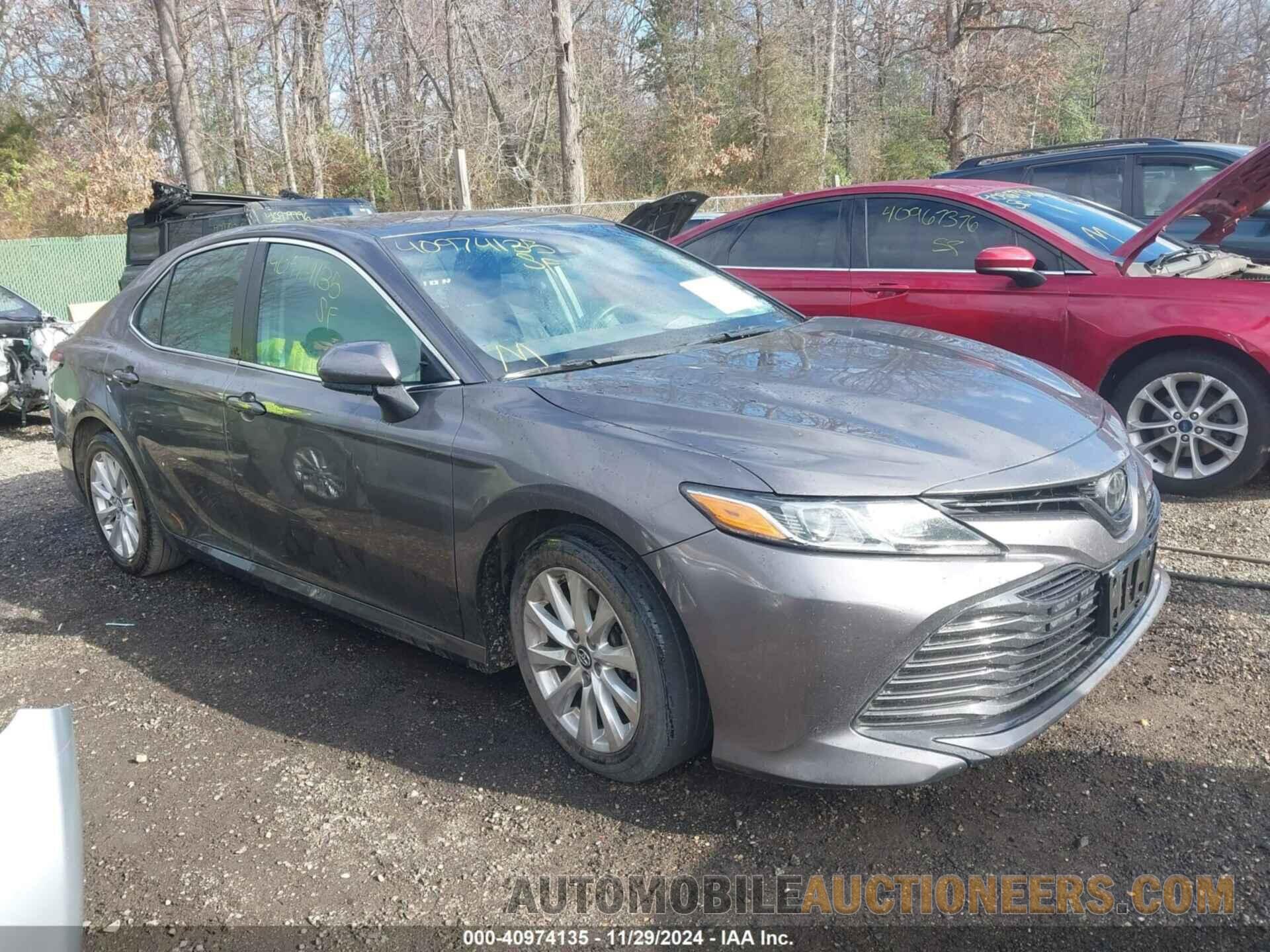 4T1B11HK5JU024978 TOYOTA CAMRY 2018