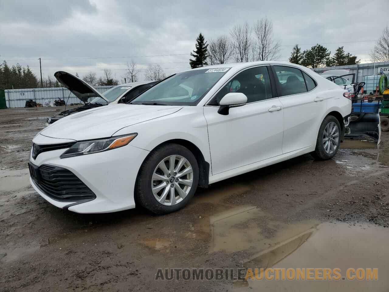 4T1B11HK5JU034555 TOYOTA CAMRY 2018