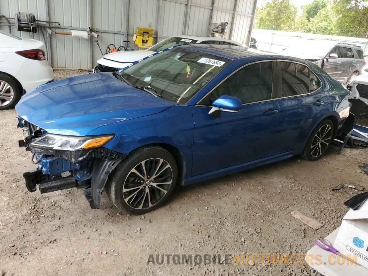 4T1B11HK5JU035883 TOYOTA CAMRY 2018