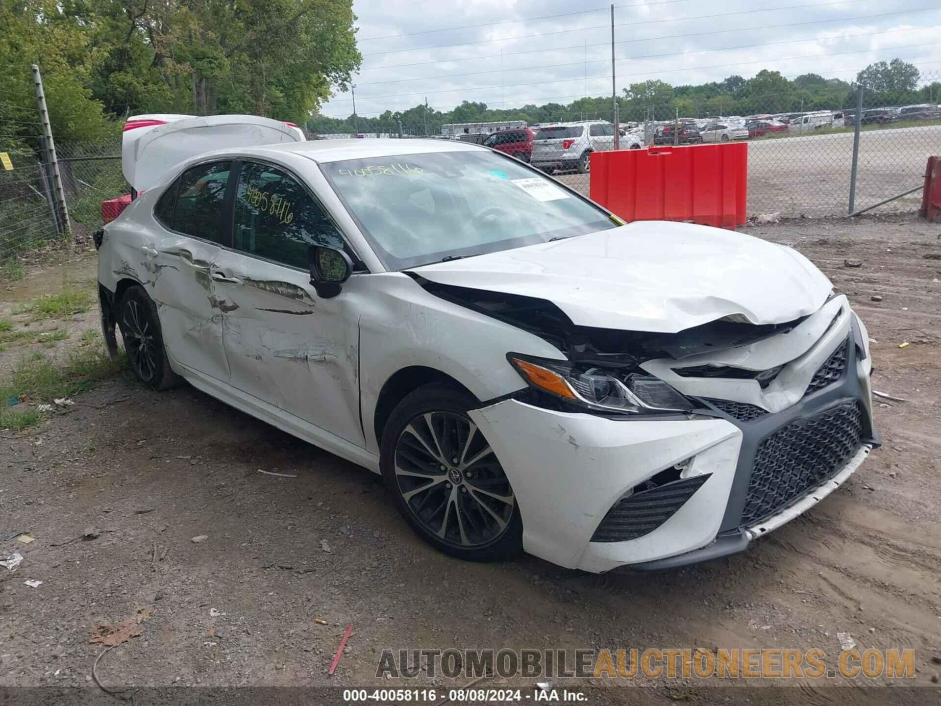 4T1B11HK5JU036872 TOYOTA CAMRY 2018