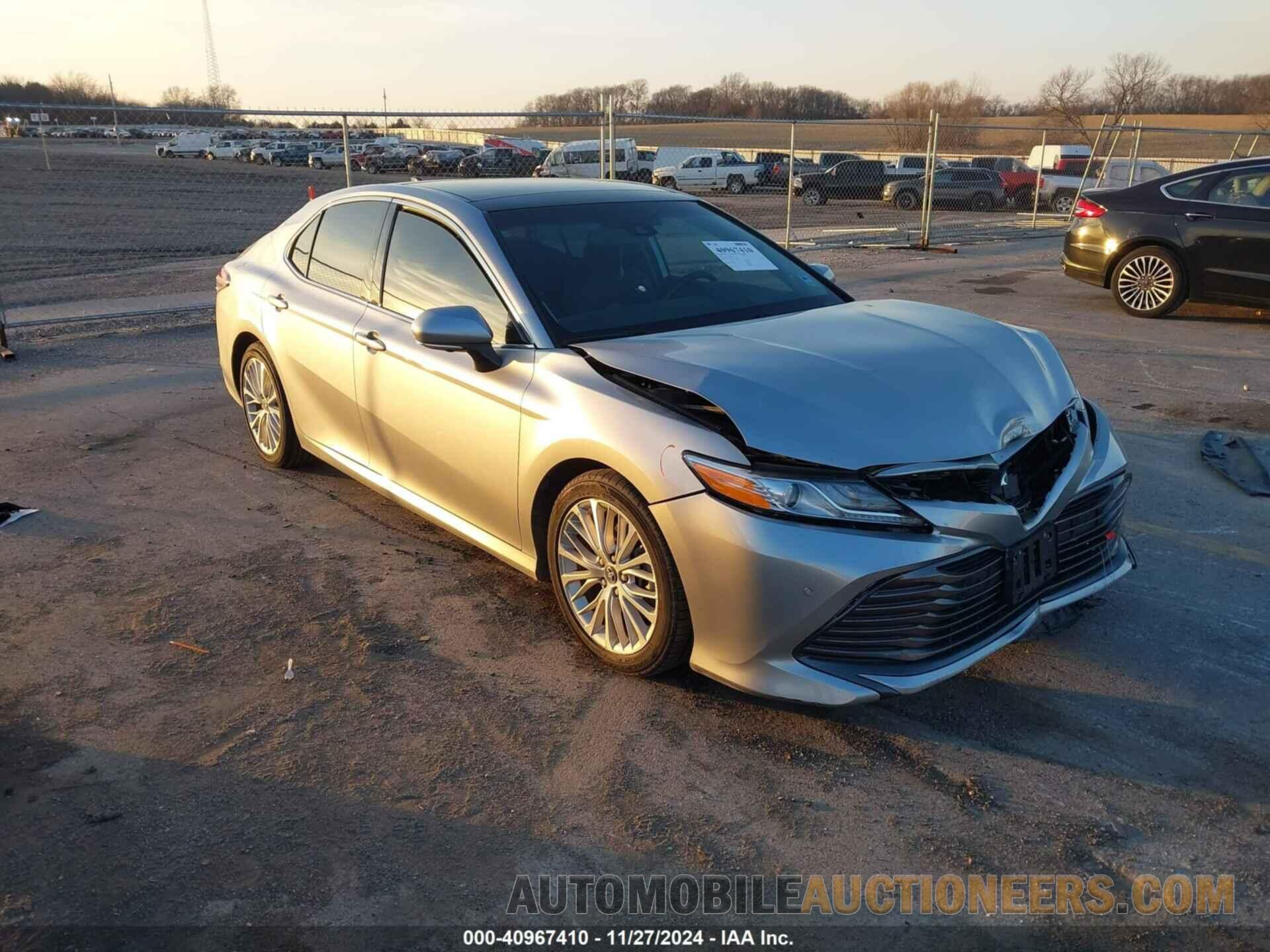 4T1B11HK5JU037004 TOYOTA CAMRY 2018