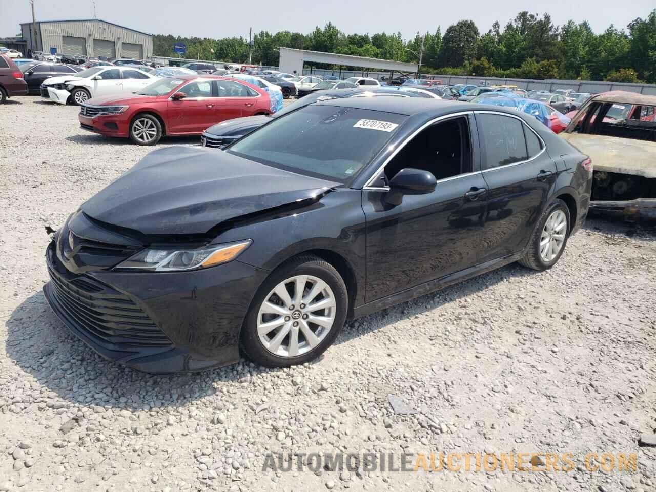 4T1B11HK5JU039724 TOYOTA CAMRY 2018