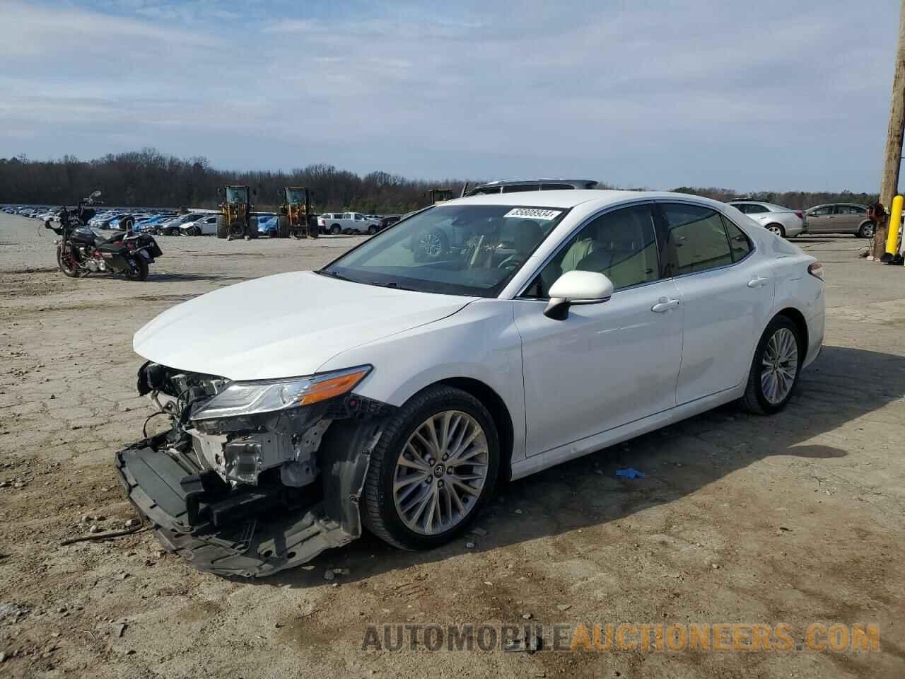 4T1B11HK5JU042008 TOYOTA CAMRY 2018