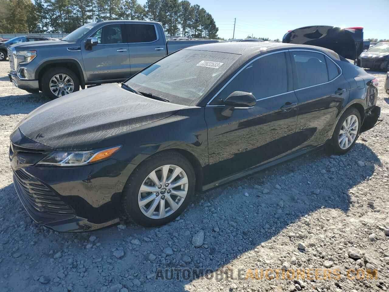 4T1B11HK5JU051078 TOYOTA CAMRY 2018