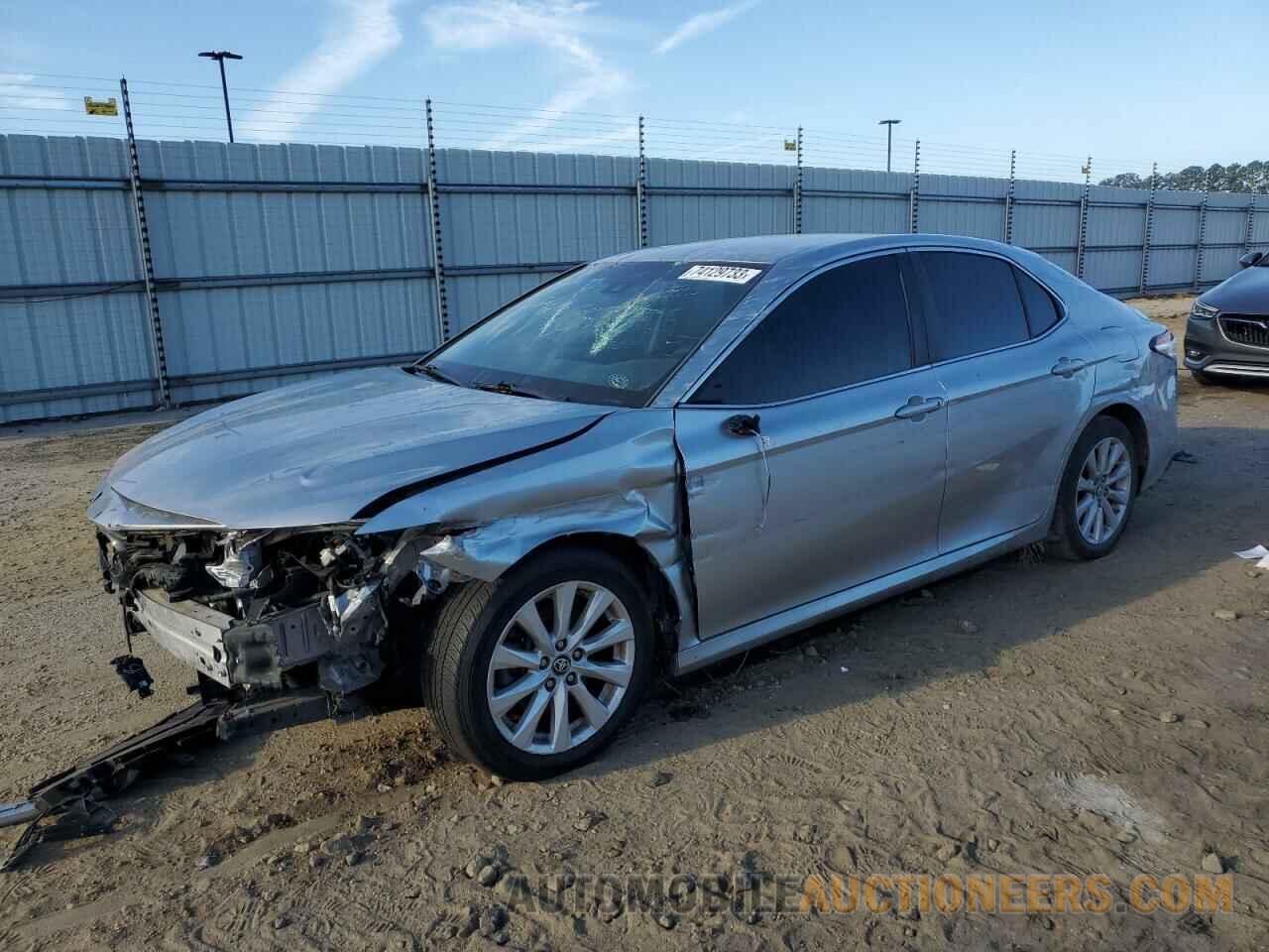 4T1B11HK5JU056779 TOYOTA CAMRY 2018