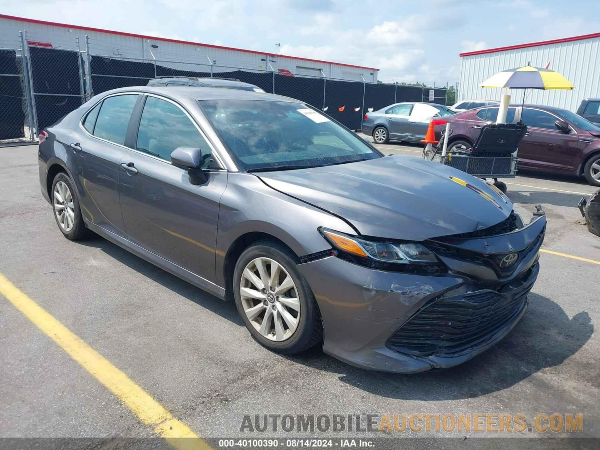 4T1B11HK5JU059391 TOYOTA CAMRY 2018