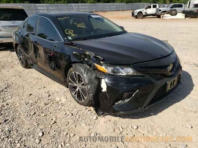 4T1B11HK5JU060282 TOYOTA CAMRY 2018