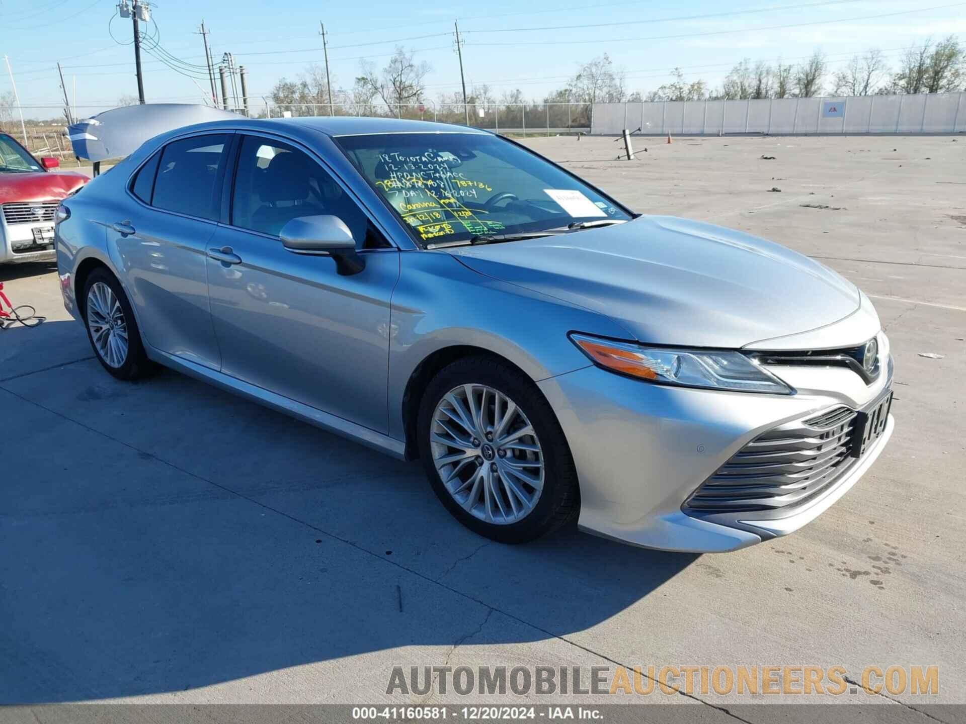 4T1B11HK5JU060301 TOYOTA CAMRY 2018