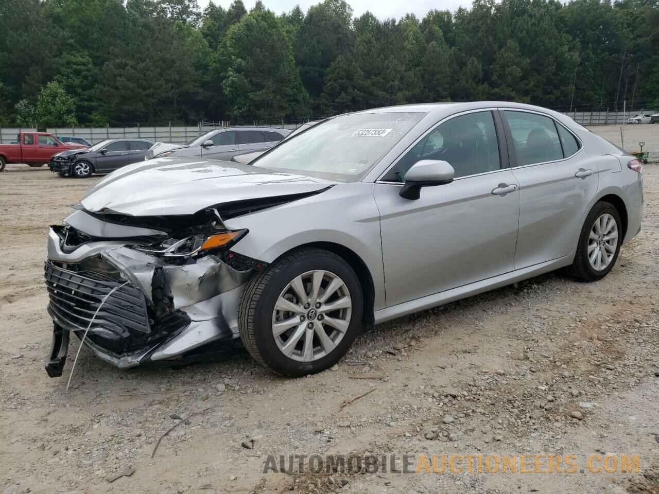 4T1B11HK5JU072853 TOYOTA CAMRY 2018