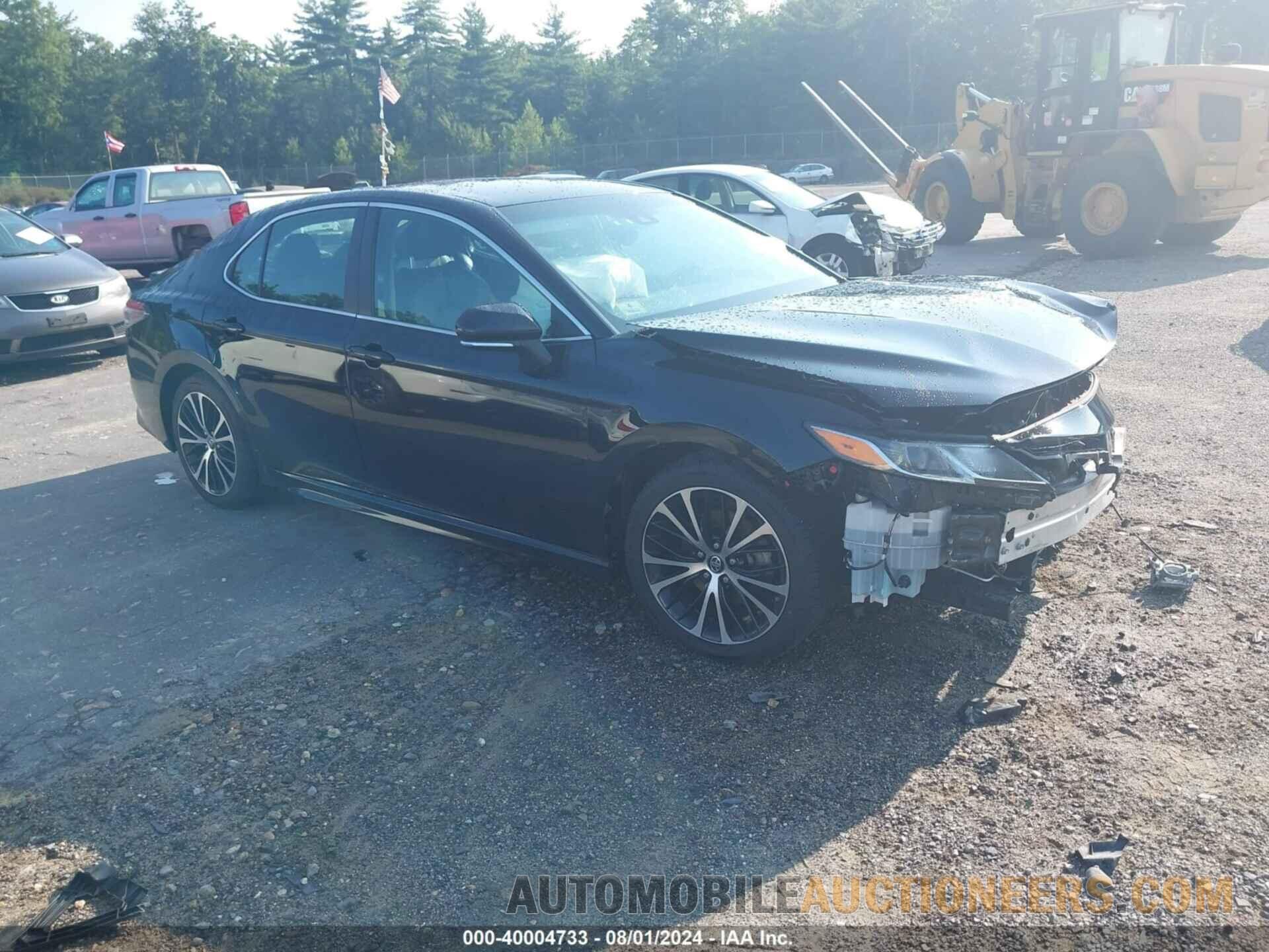 4T1B11HK5JU073369 TOYOTA CAMRY 2018