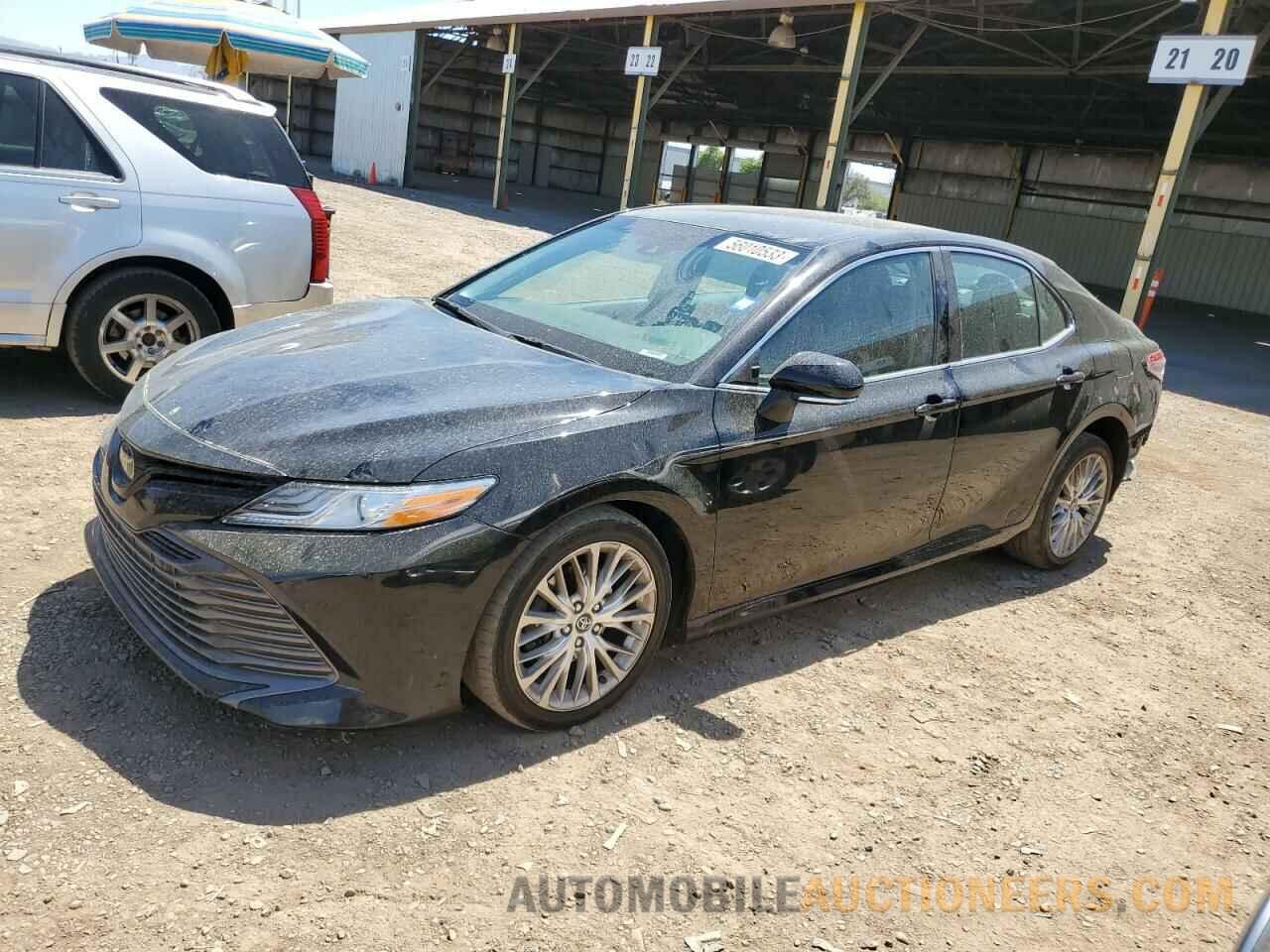 4T1B11HK5JU087045 TOYOTA CAMRY 2018