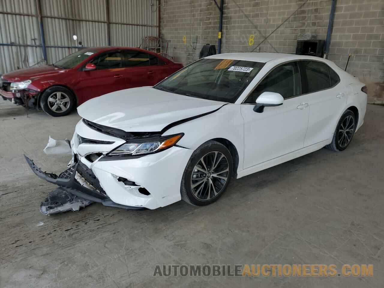 4T1B11HK5JU089376 TOYOTA CAMRY 2018