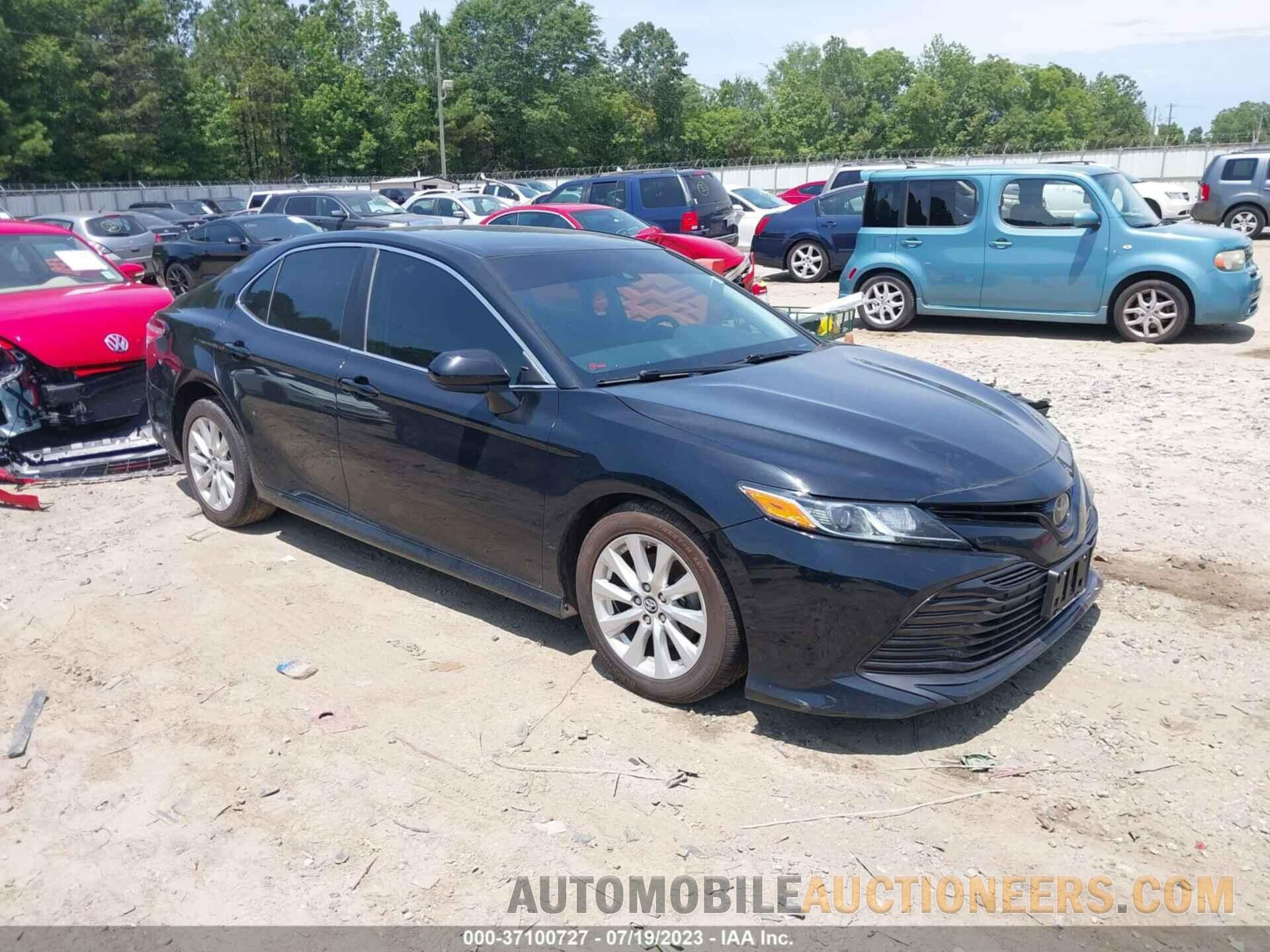 4T1B11HK5JU095730 TOYOTA CAMRY 2018