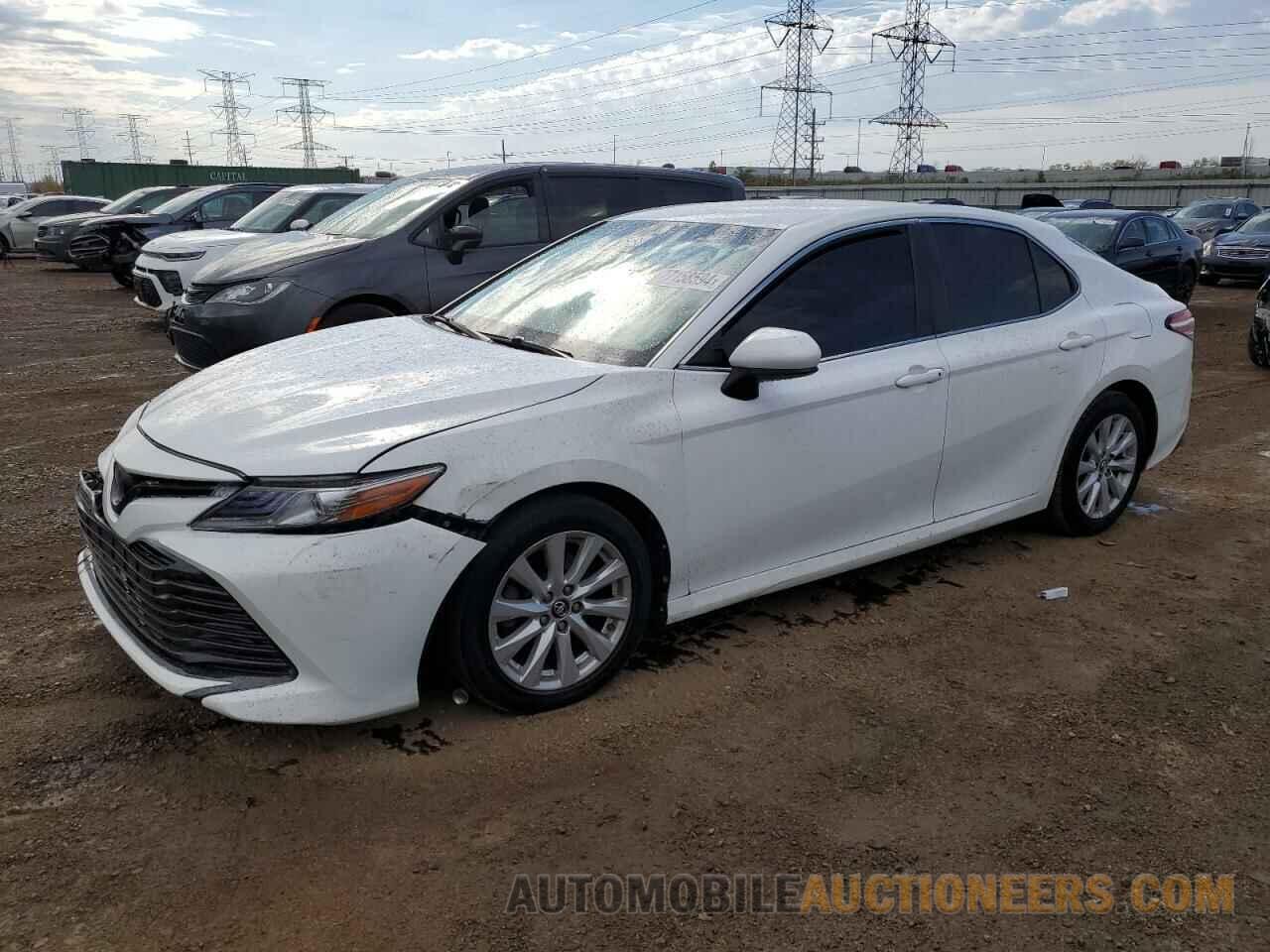 4T1B11HK5JU102255 TOYOTA CAMRY 2018