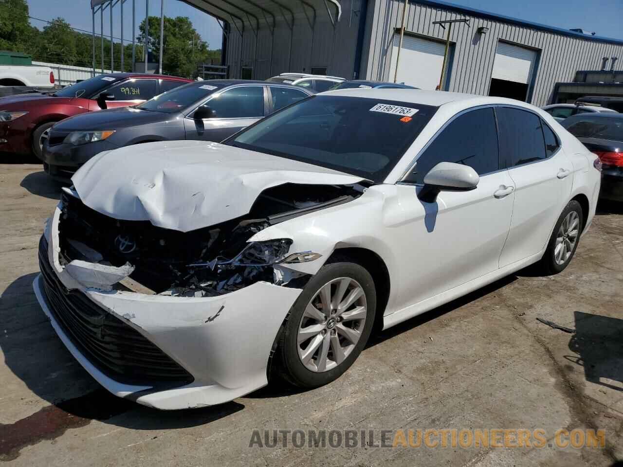 4T1B11HK5JU118259 TOYOTA CAMRY 2018