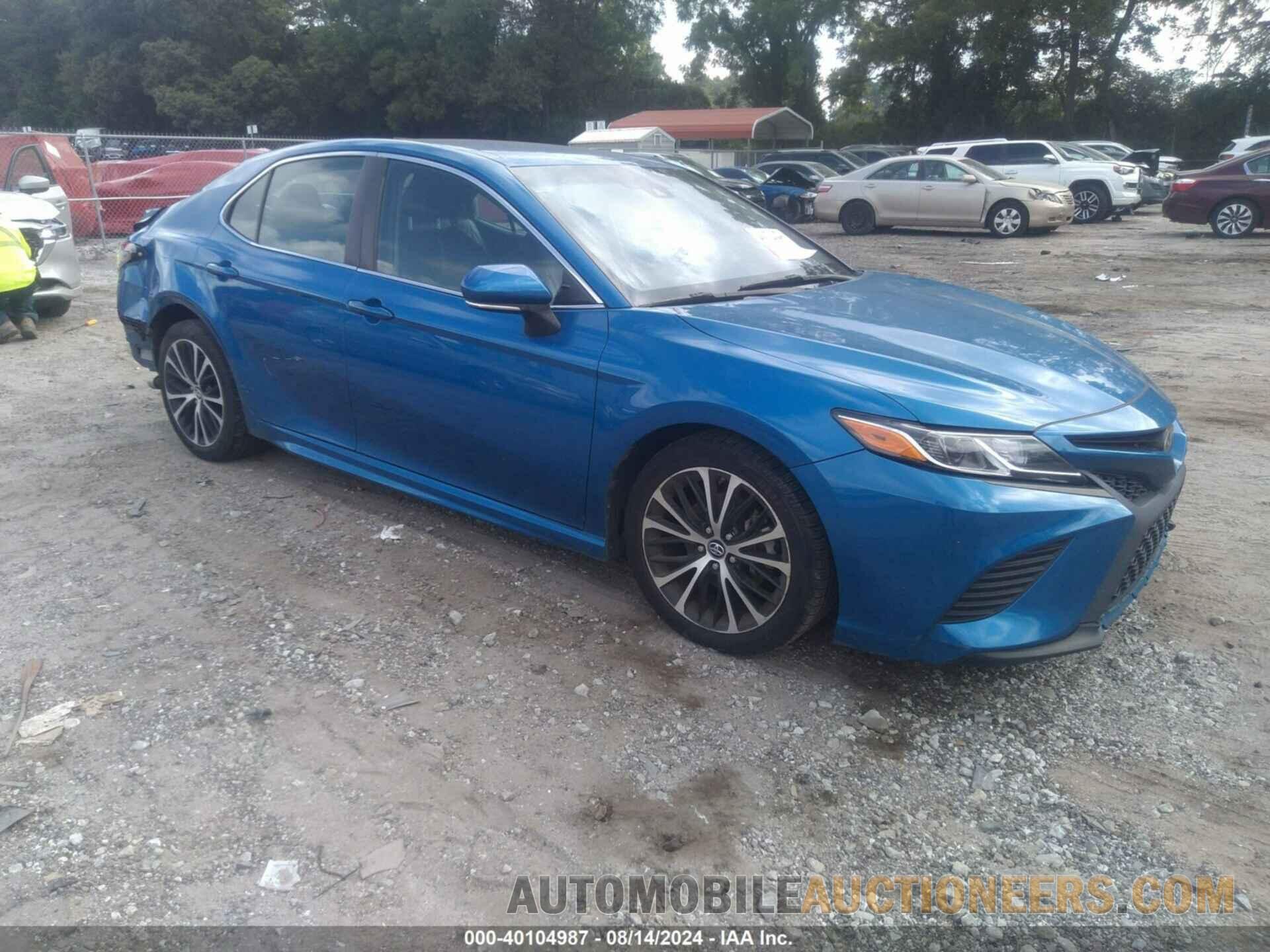 4T1B11HK5JU120674 TOYOTA CAMRY 2018