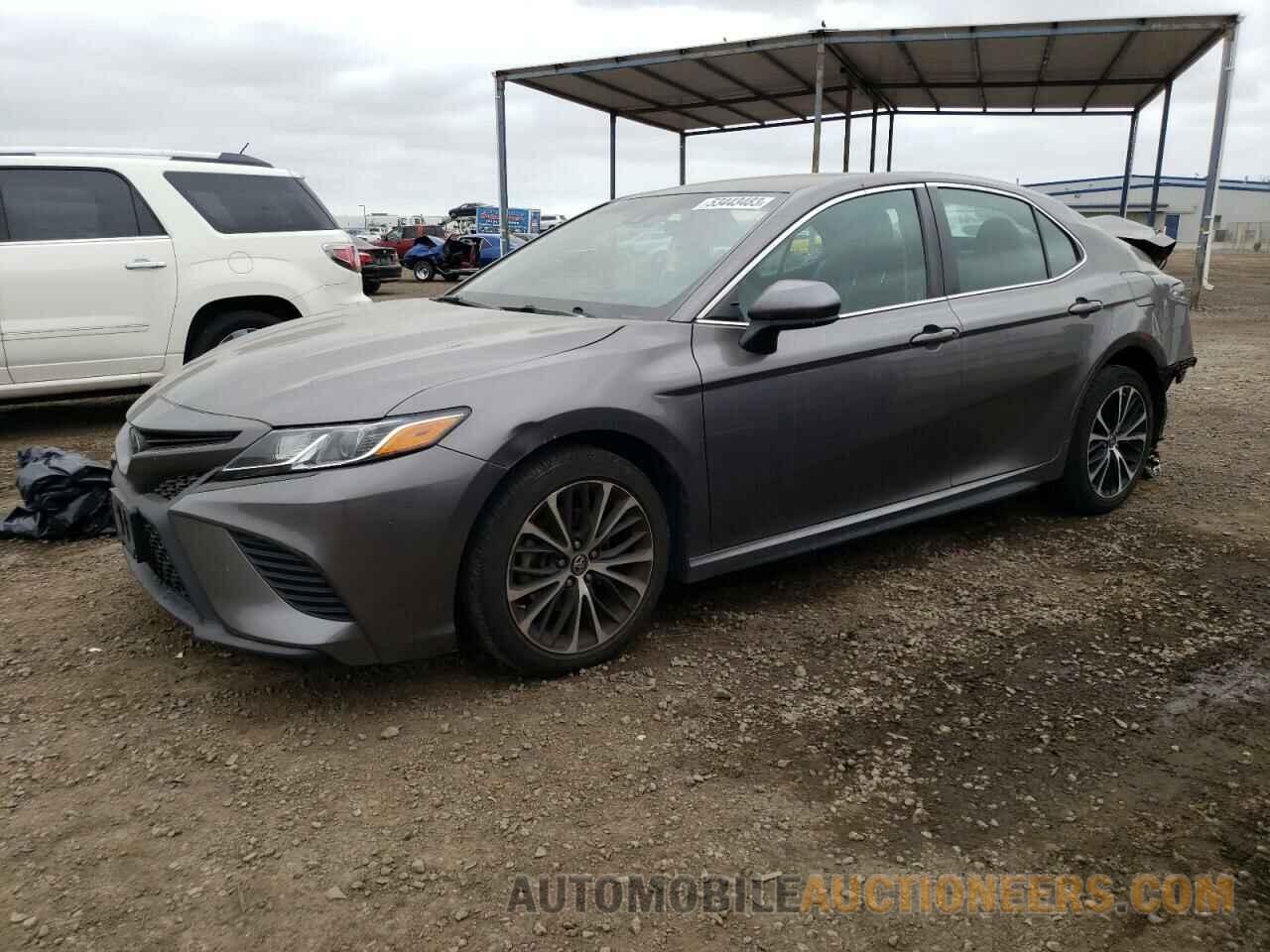 4T1B11HK5JU122635 TOYOTA CAMRY 2018