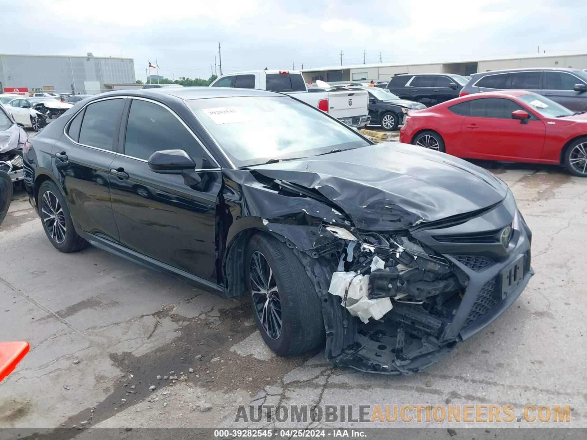 4T1B11HK5JU125244 TOYOTA CAMRY 2018