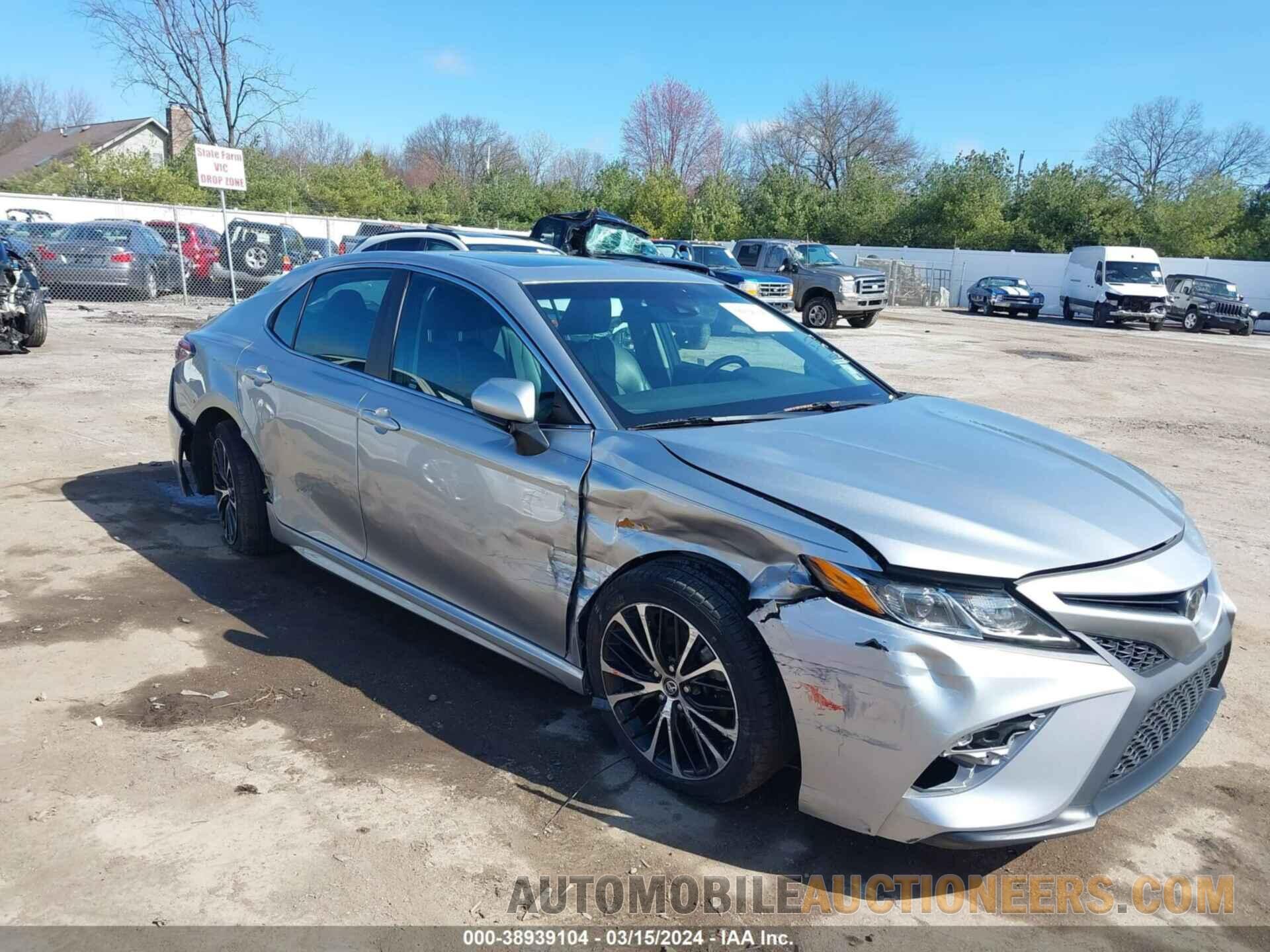 4T1B11HK5JU153710 TOYOTA CAMRY 2018