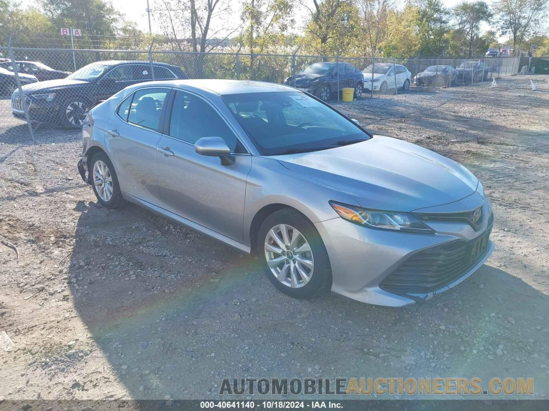 4T1B11HK5JU156753 TOYOTA CAMRY 2018