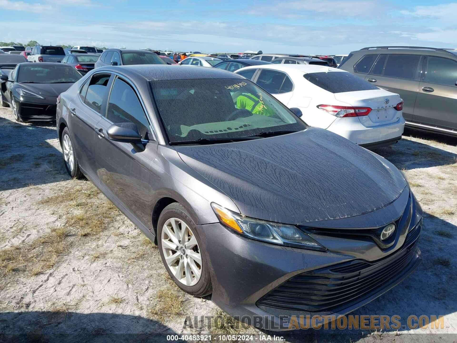 4T1B11HK5JU516491 TOYOTA CAMRY 2018