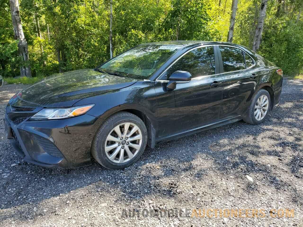 4T1B11HK5JU516930 TOYOTA CAMRY 2018