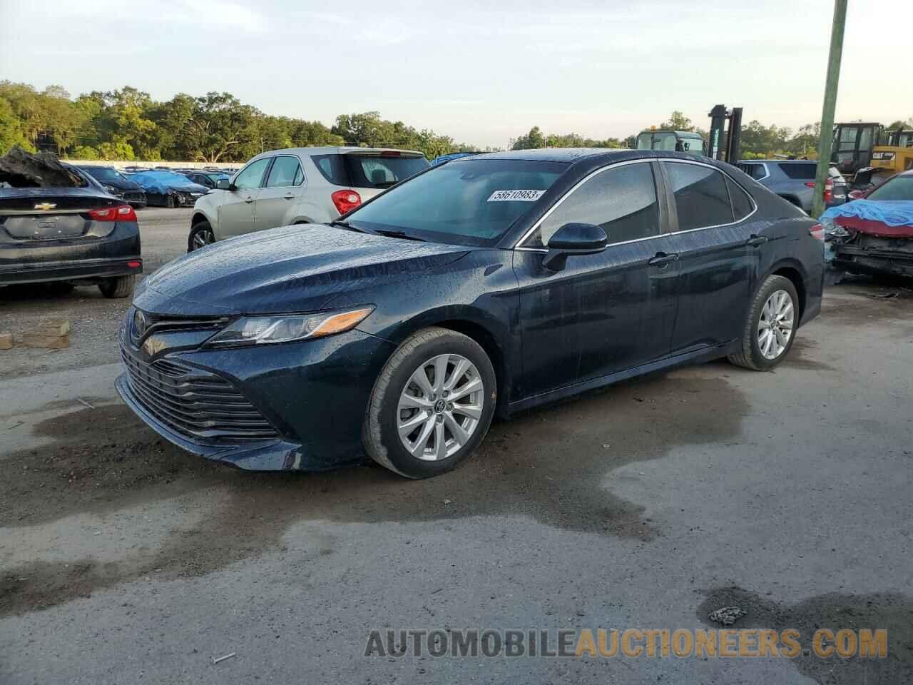 4T1B11HK5JU521514 TOYOTA CAMRY 2018