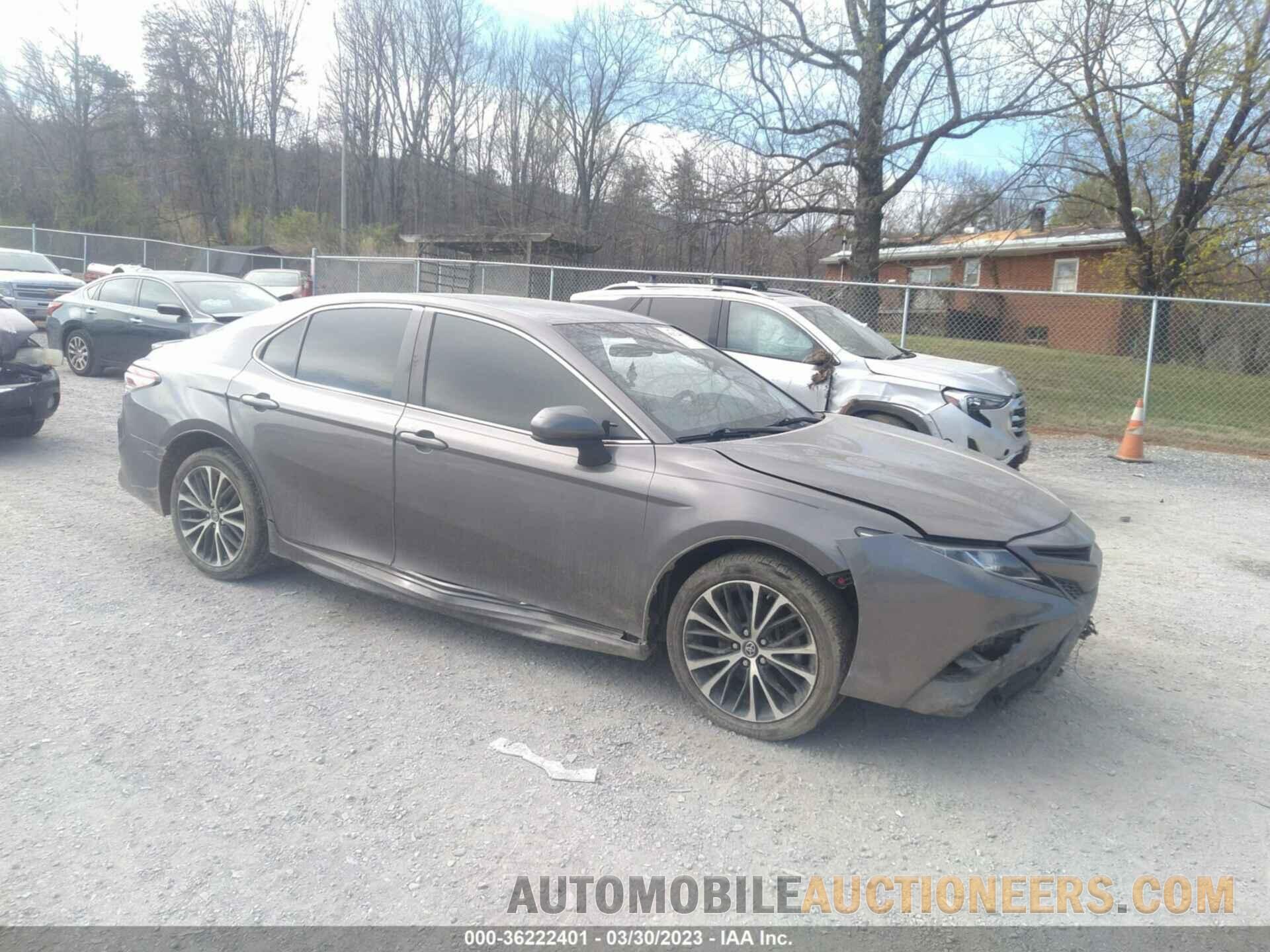 4T1B11HK5JU531668 TOYOTA CAMRY 2018