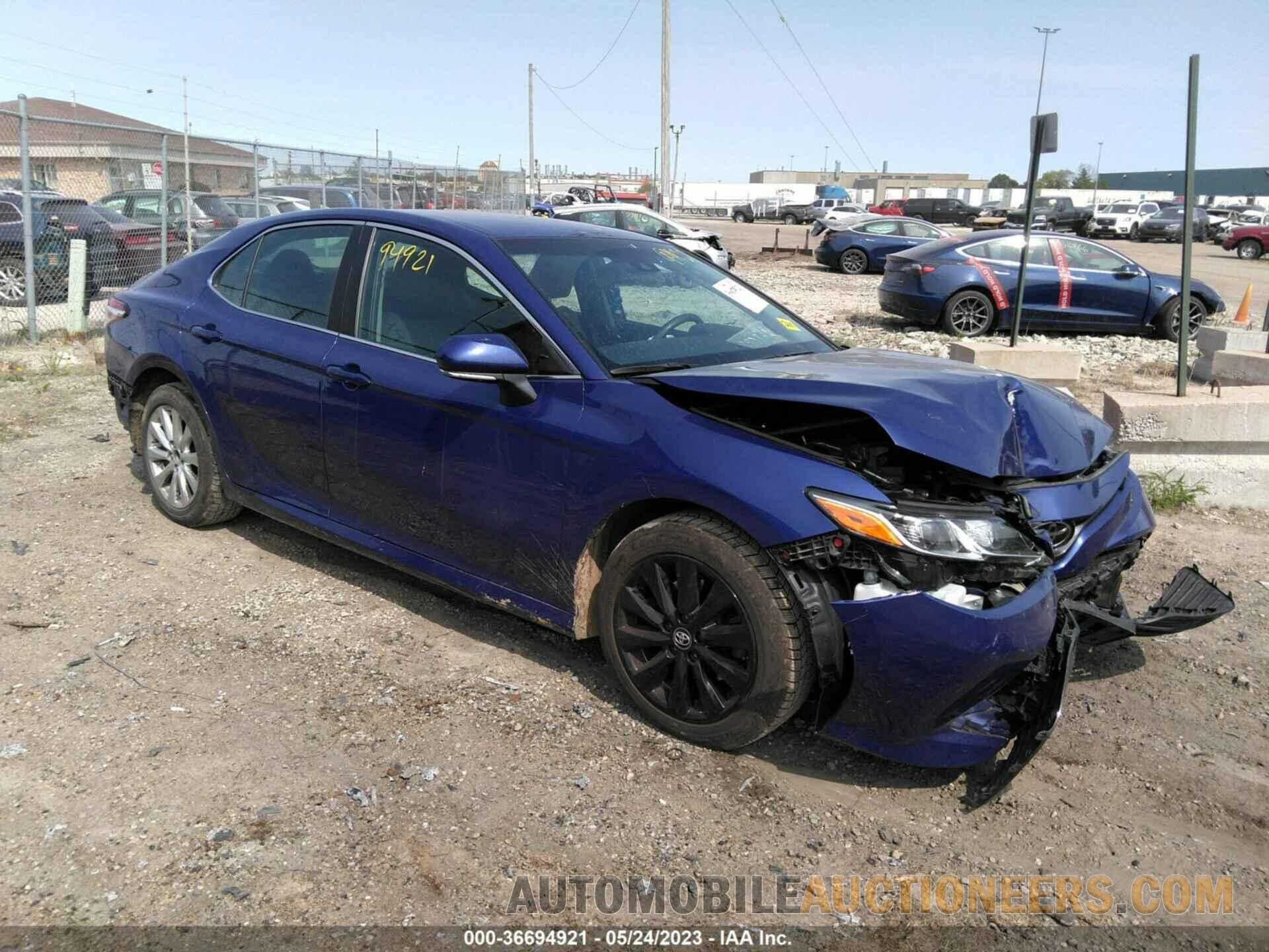 4T1B11HK5JU533954 TOYOTA CAMRY 2018