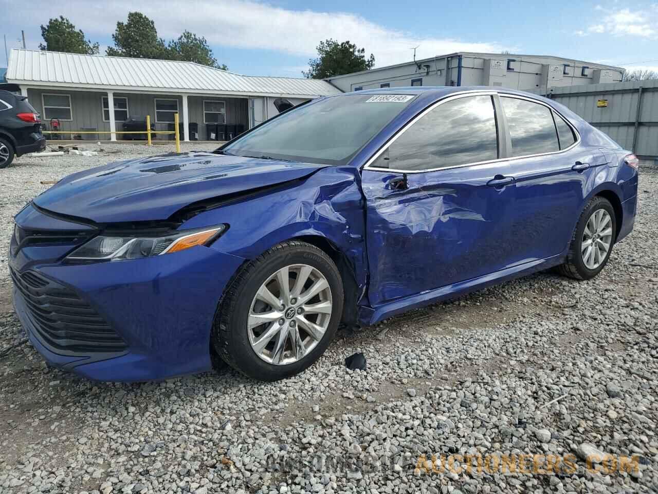 4T1B11HK5JU534084 TOYOTA CAMRY 2018