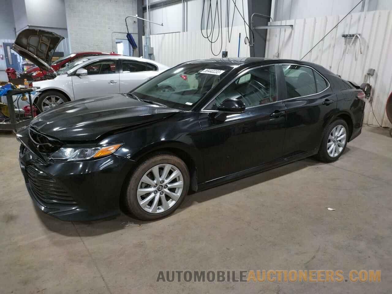 4T1B11HK5JU538264 TOYOTA CAMRY 2018