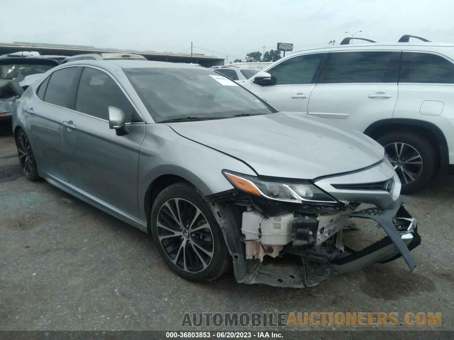 4T1B11HK5JU543044 TOYOTA CAMRY 2018