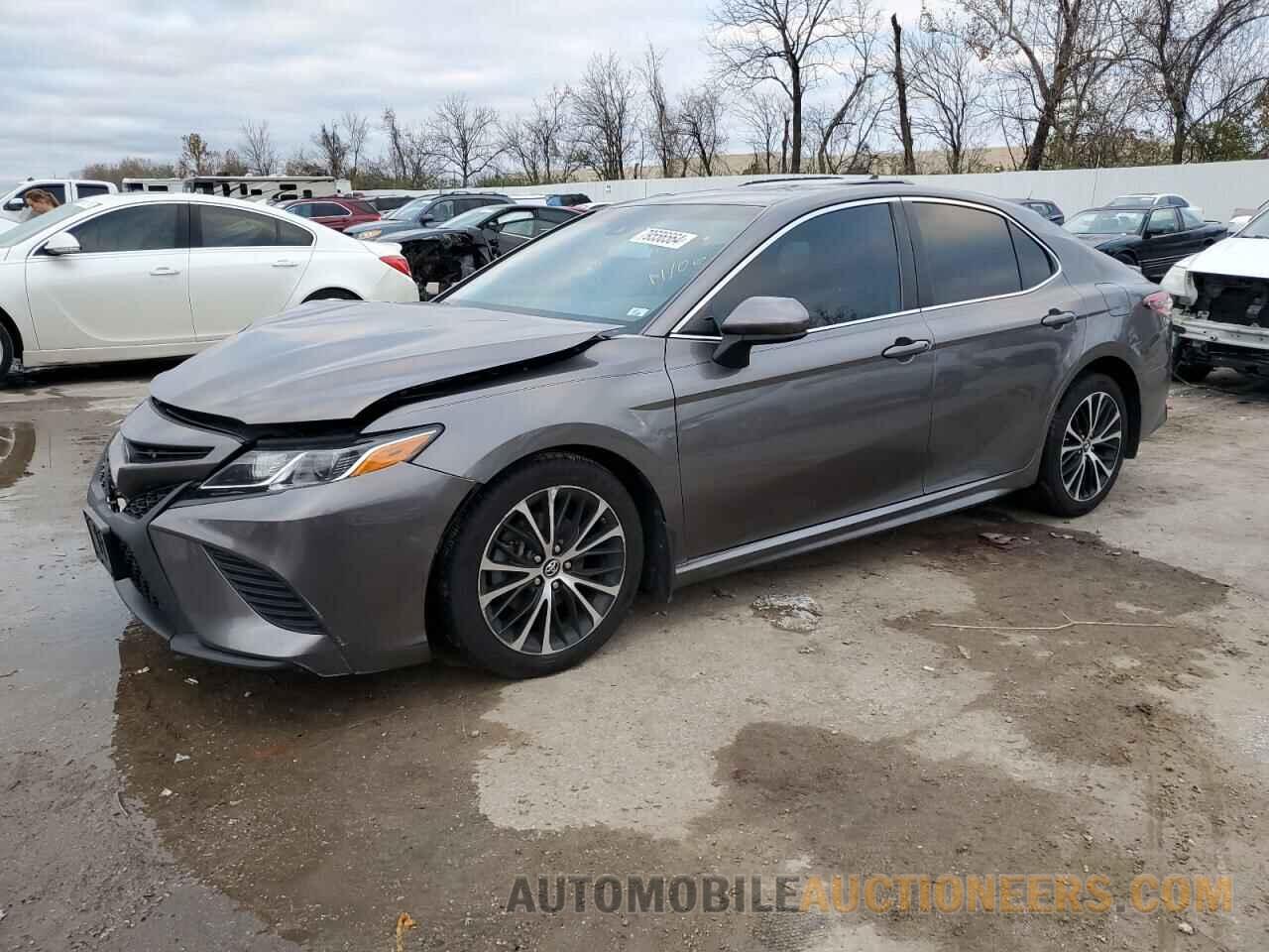 4T1B11HK5JU543450 TOYOTA CAMRY 2018