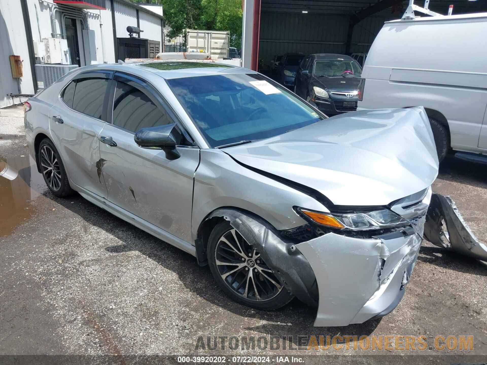 4T1B11HK5JU551449 TOYOTA CAMRY 2018