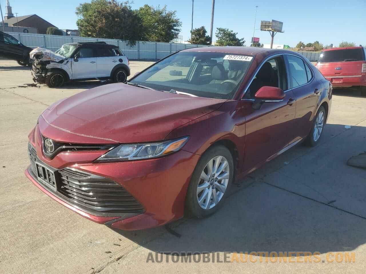 4T1B11HK5JU553430 TOYOTA CAMRY 2018