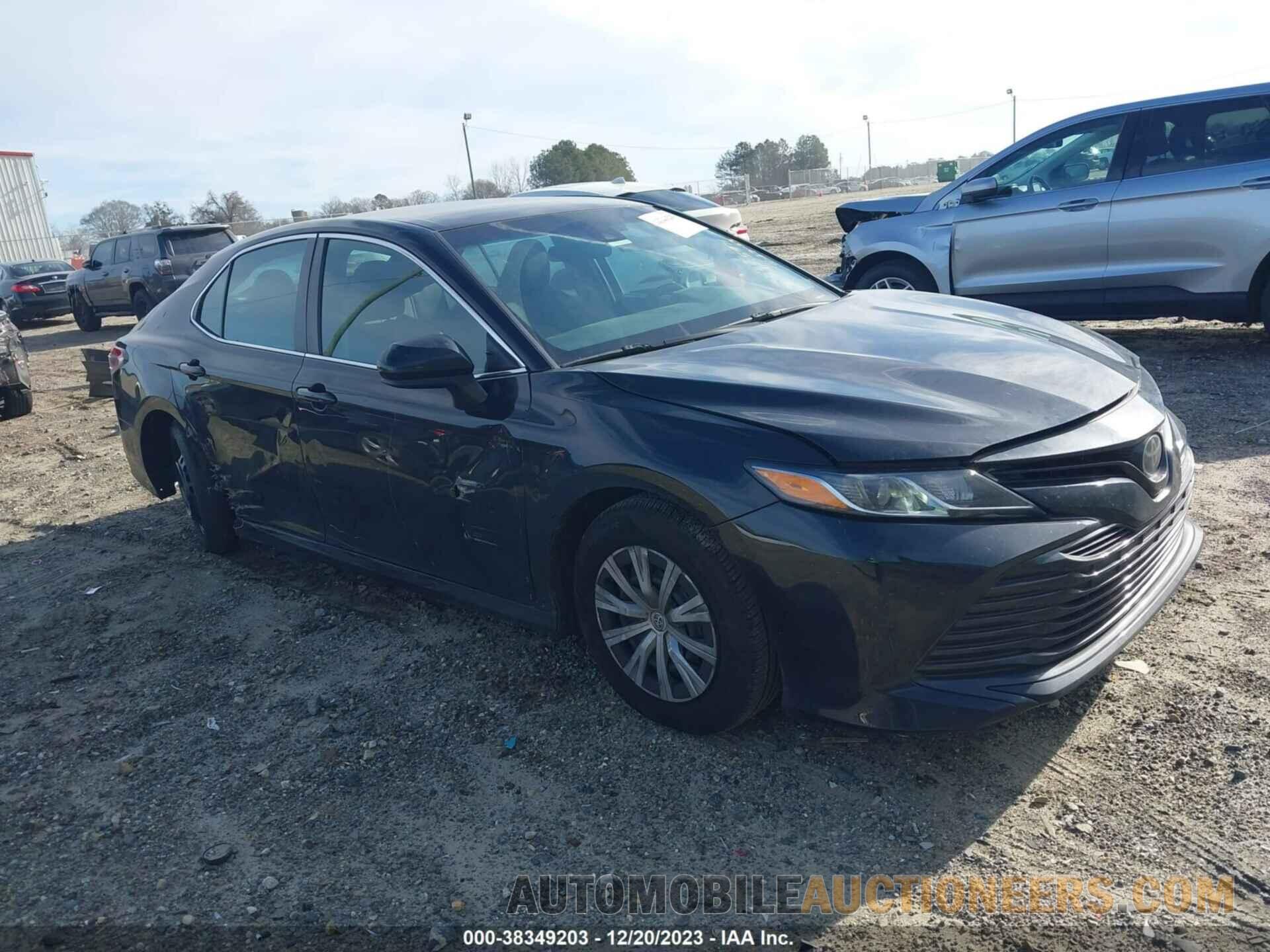 4T1B11HK5JU555971 TOYOTA CAMRY 2018