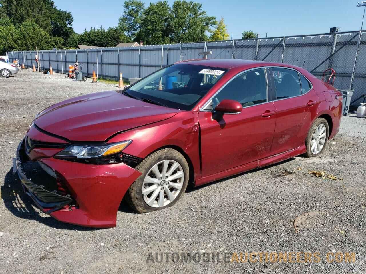 4T1B11HK5JU563567 TOYOTA CAMRY 2018