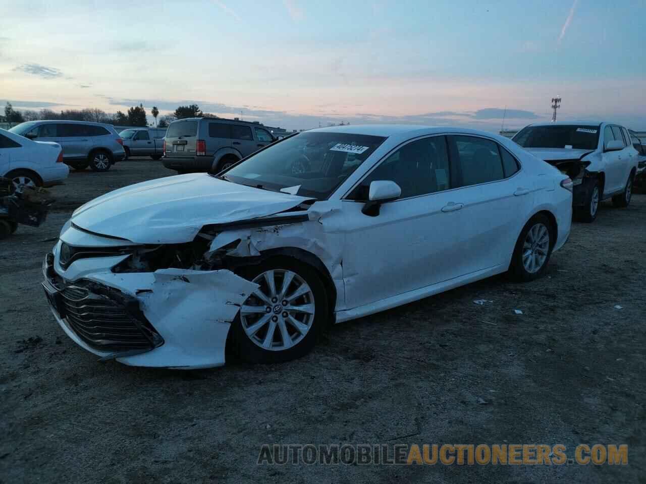 4T1B11HK5JU566470 TOYOTA CAMRY 2018