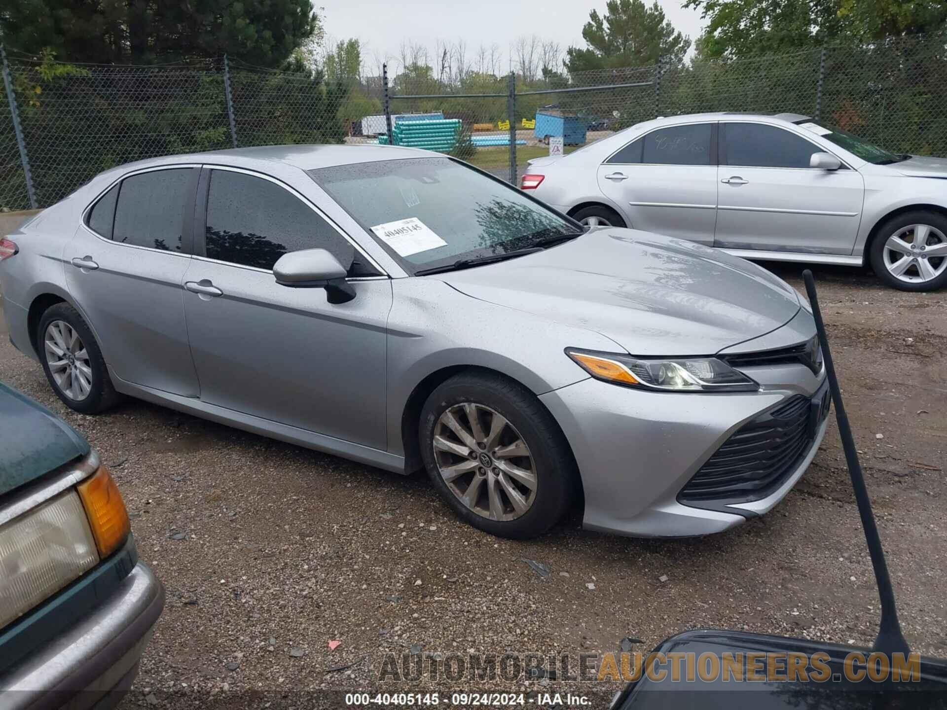 4T1B11HK5JU573032 TOYOTA CAMRY 2018