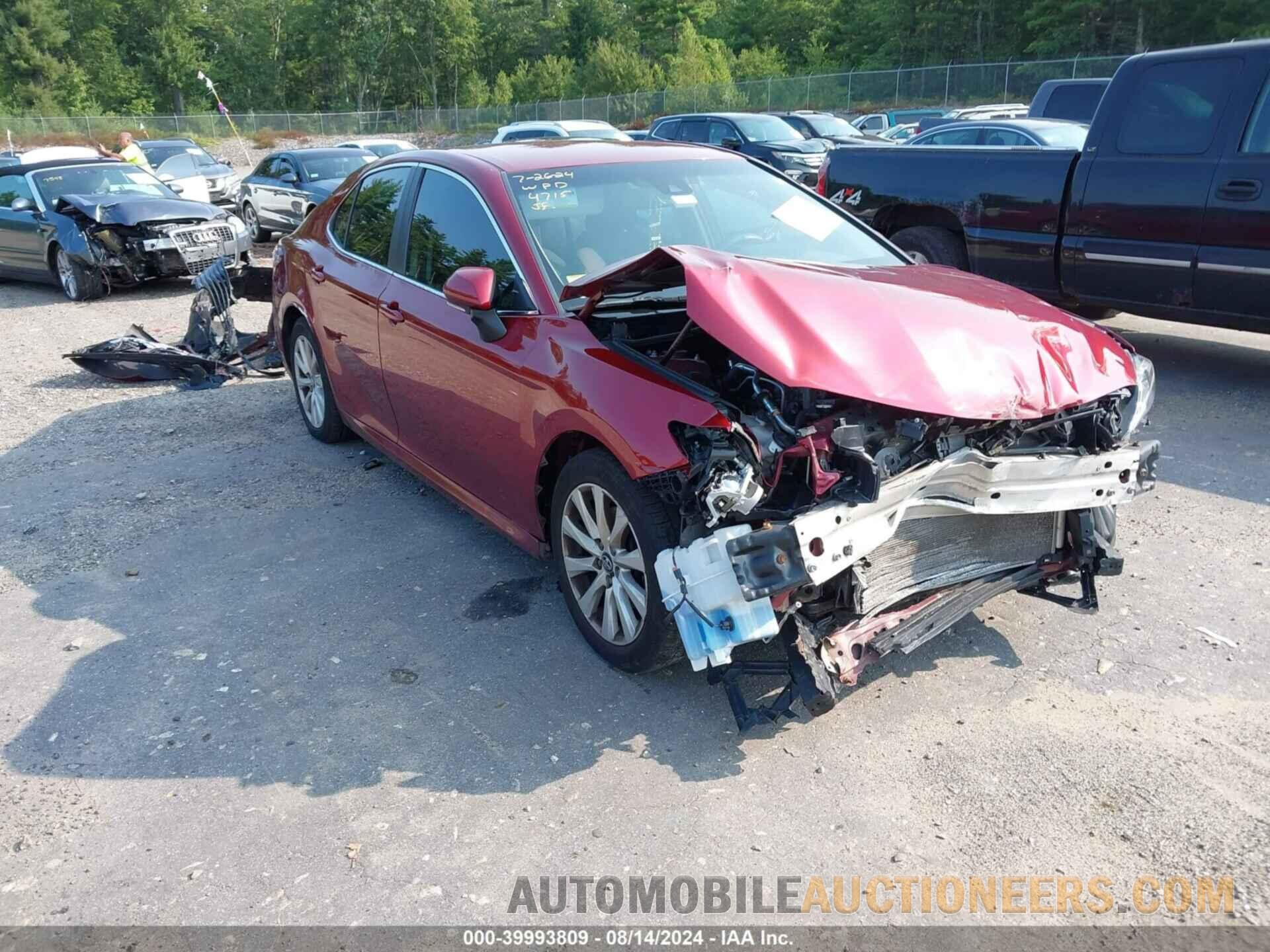 4T1B11HK5JU574715 TOYOTA CAMRY 2018