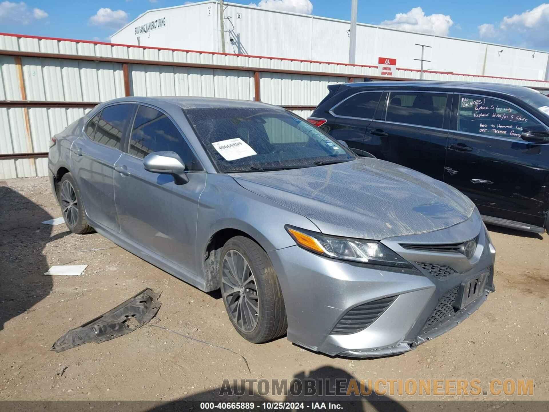 4T1B11HK5JU575735 TOYOTA CAMRY 2018