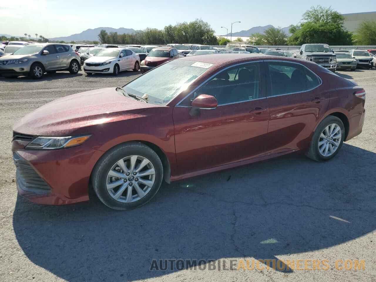 4T1B11HK5JU577632 TOYOTA CAMRY 2018