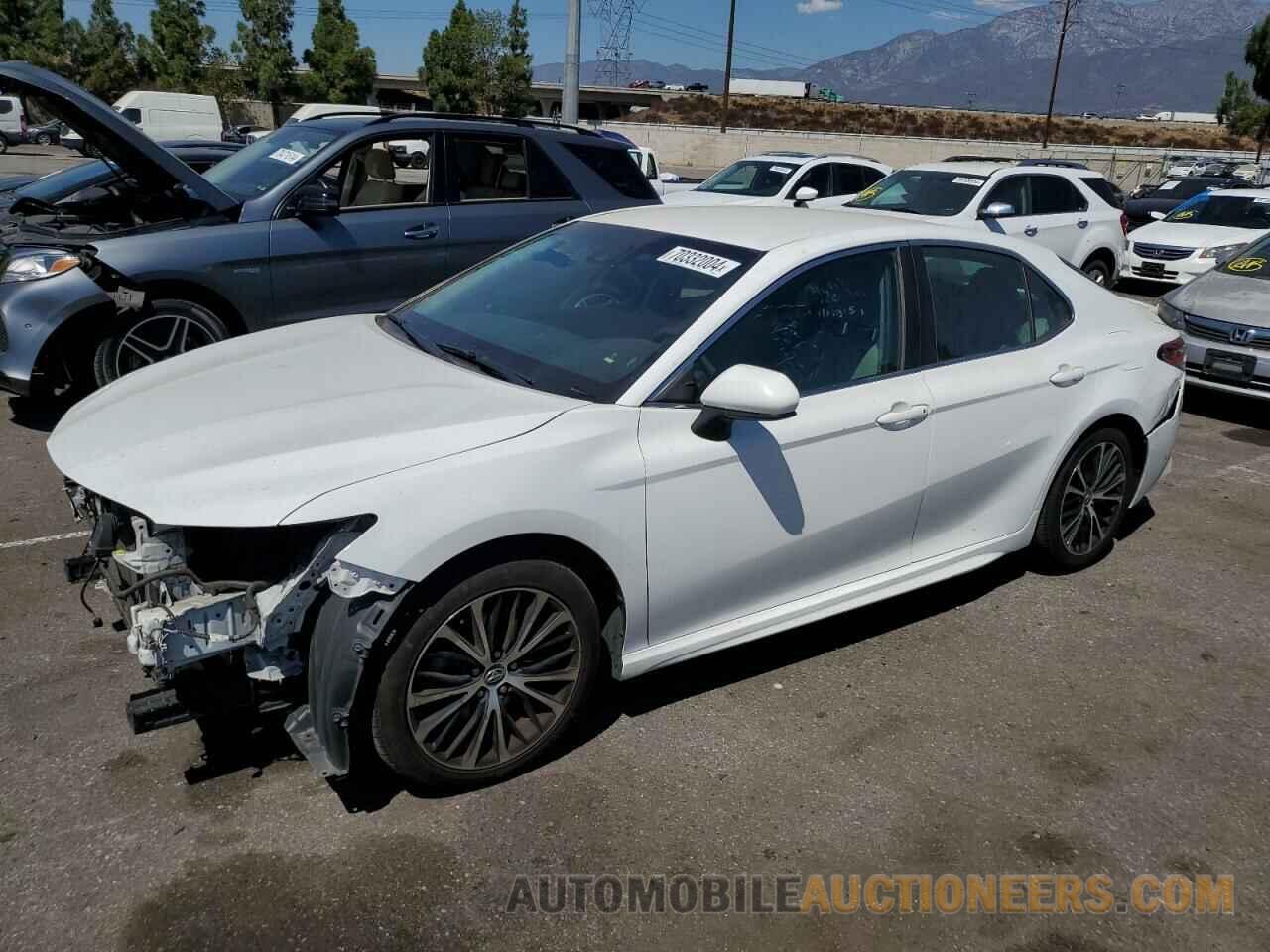 4T1B11HK5JU585634 TOYOTA CAMRY 2018