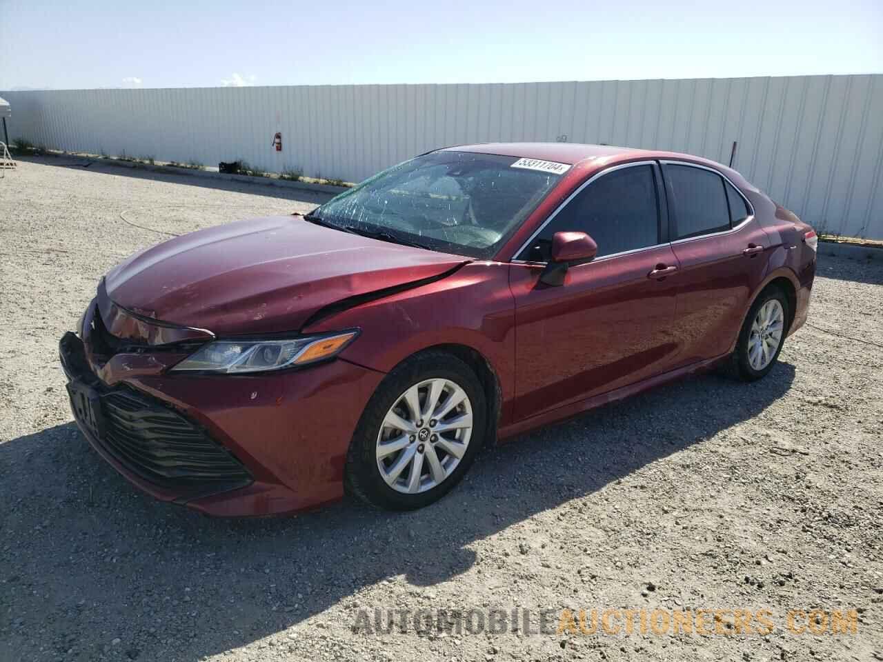 4T1B11HK5JU592471 TOYOTA CAMRY 2018