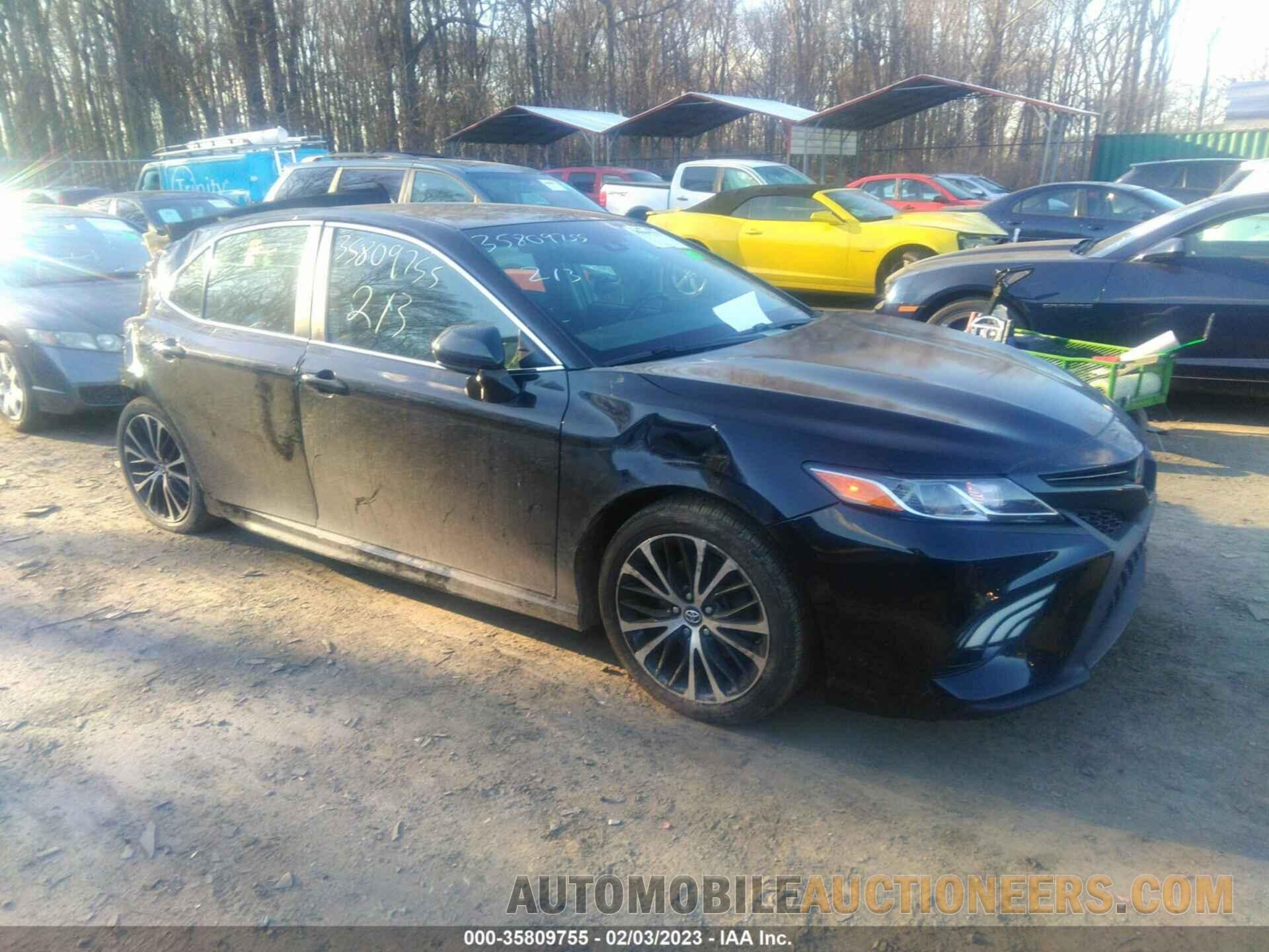 4T1B11HK5JU595435 TOYOTA CAMRY 2018