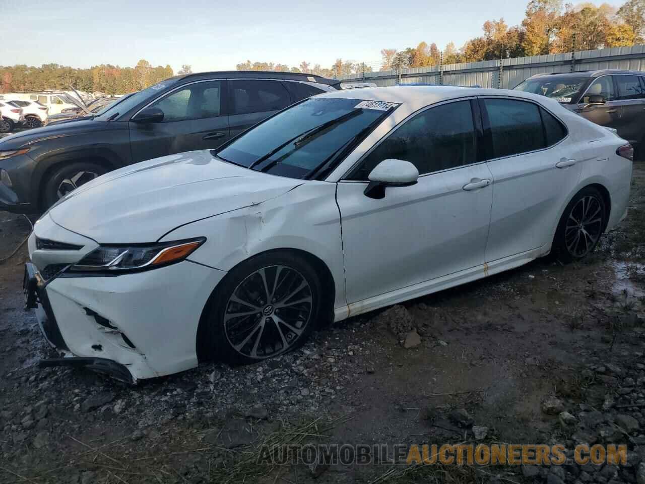 4T1B11HK5JU596052 TOYOTA CAMRY 2018