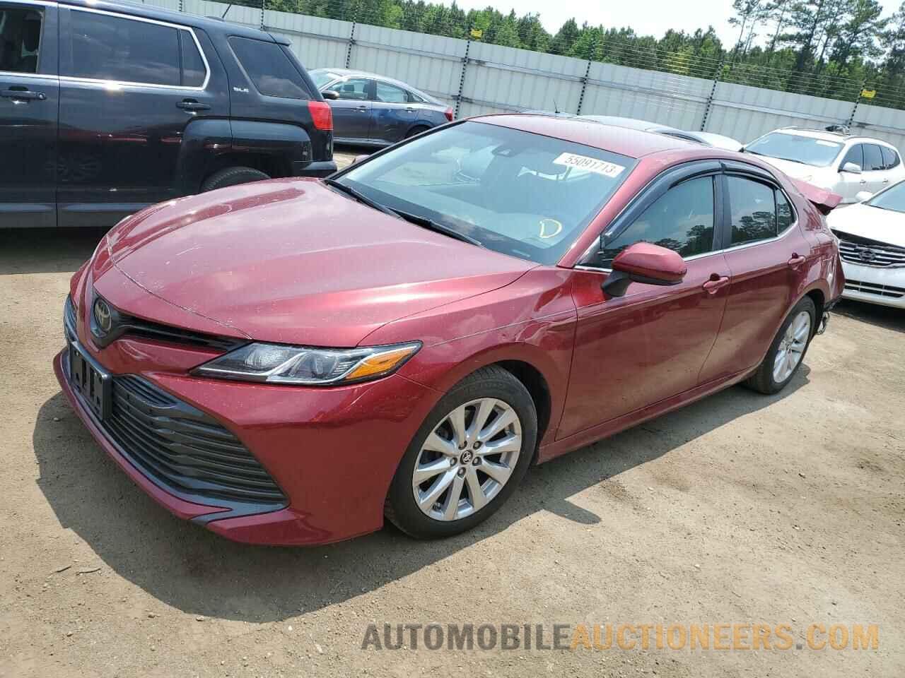 4T1B11HK5JU600309 TOYOTA CAMRY 2018